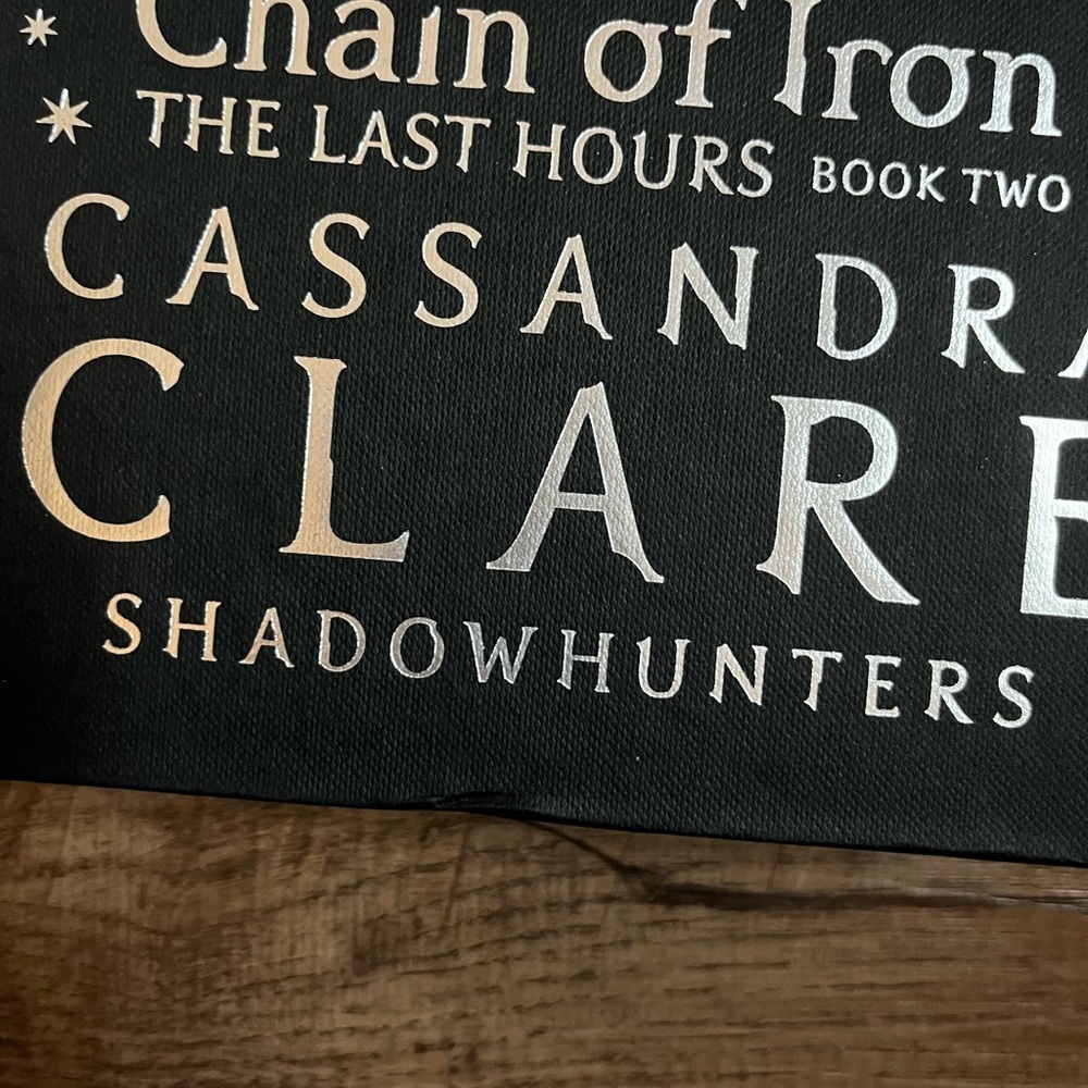 The Last Hours by Cassandra Clare Fairyloot exclusive editions - Picture 7 of 8